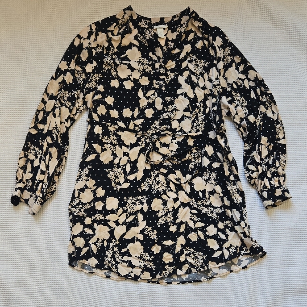 H&M Black and Cream Floral Button-Up Dress
